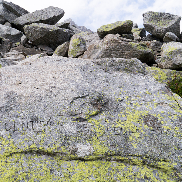 Truismus ("IDENTIFIER LES PEURS RASSURE")