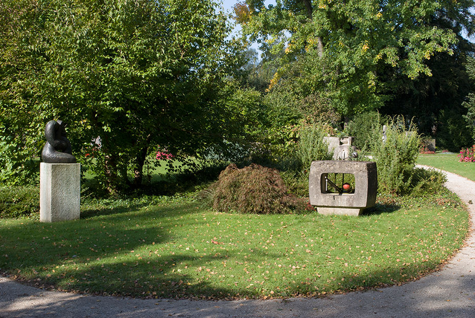 Grabmal-Mobile (Otto Buchschacher)